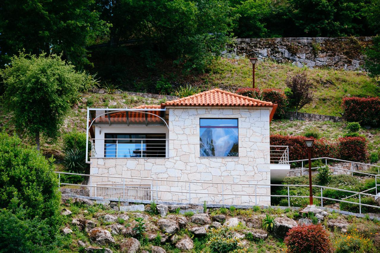 Villa Quinta Do Rio Geres Bouro Exterior foto